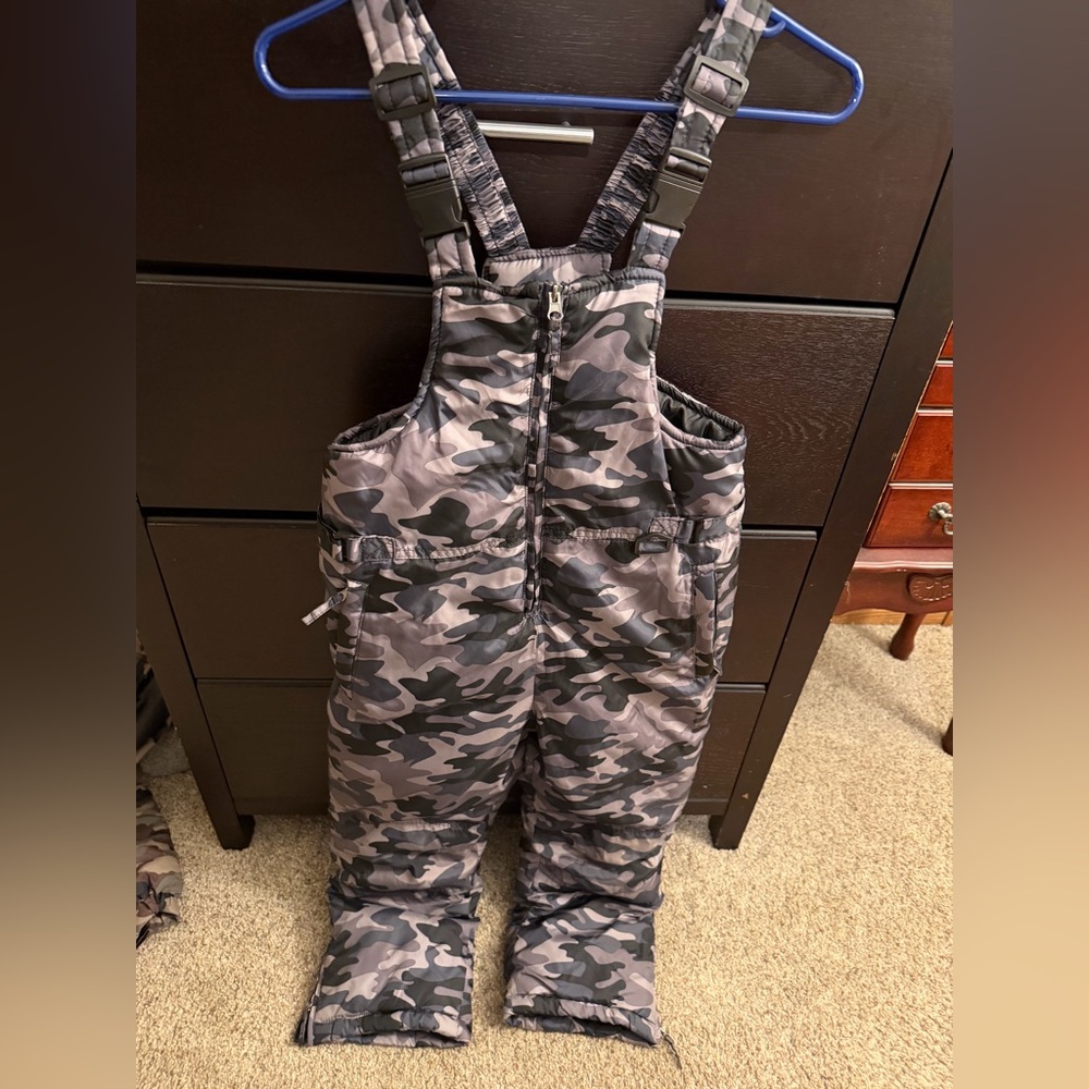 Cherokee Black and Gray Camouflage Bib Overalls